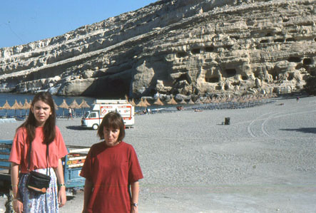 Matala les grottes prs de la plage